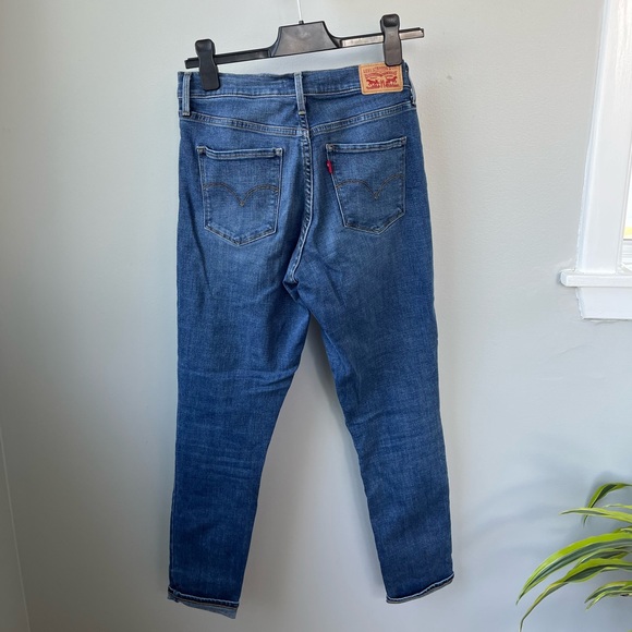 Levi 311 Jeans - Picture 3 of 6